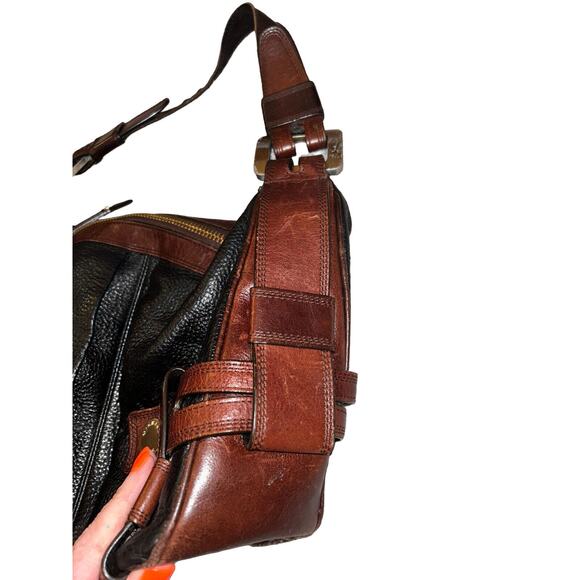 Classic Michael Kors Black & Tan‎ Leather Handbag - 12x3.5x10 - Picture 4 of 11